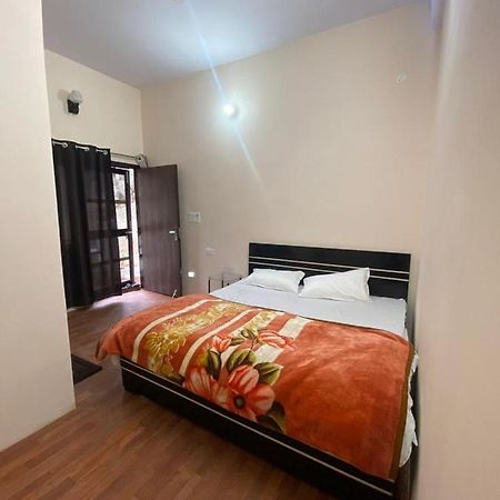 Chirag Homestay Kainchi Nainital Eksteriør bilde