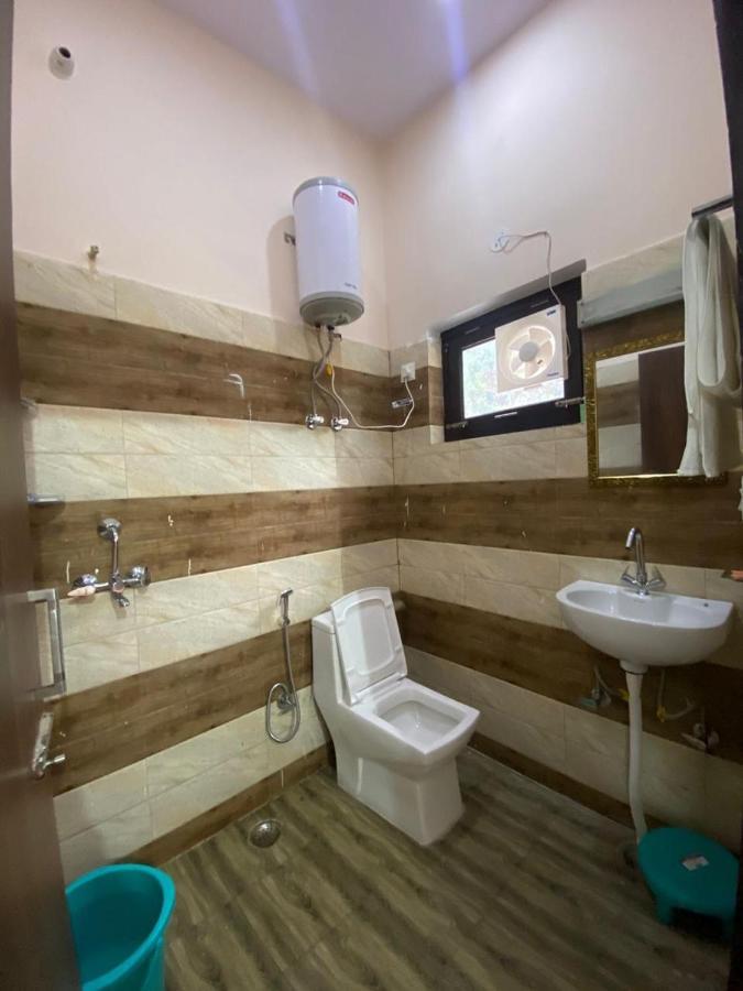 Chirag Homestay Kainchi Nainital Eksteriør bilde